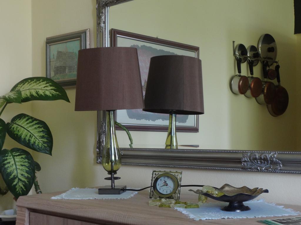 Apartment Baroque Belgrad Oda fotoğraf